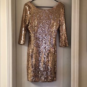 Beautiful sequined sleeves mini dress